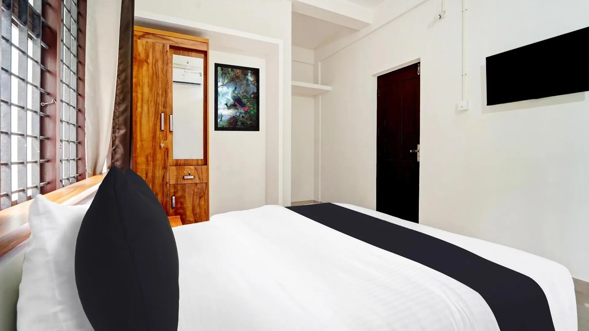 Super Hotel O West Hill Near Mietra Hospital Varakal 2*,